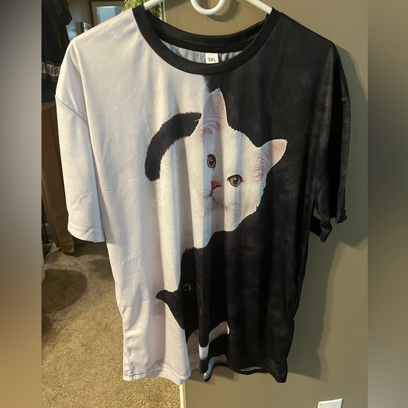 Unisex Ying Yang Cat Short Sleeve Shirt - 8 - Picture 2 of 3